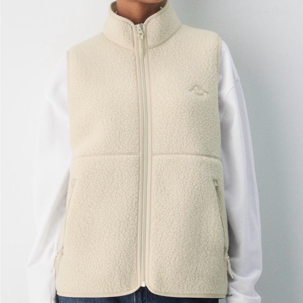 Aritzia Polartec Thermal Pro vest NWOT